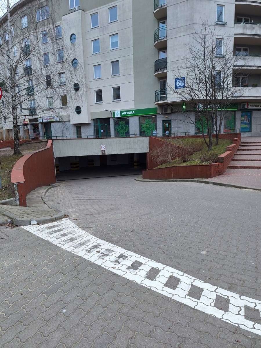 Warszawa, Mokotów Sadyba, Miejsce postojowe w garażu podziemnym