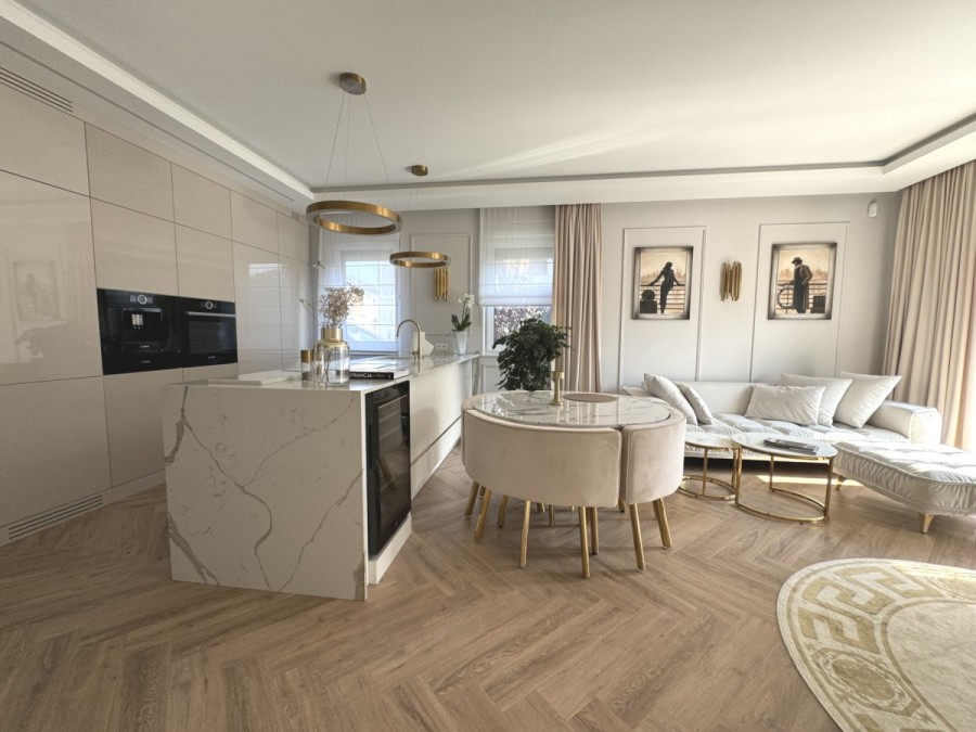 Warszawa, Wawer, Luksusowy apartament z dużym ogrodem
