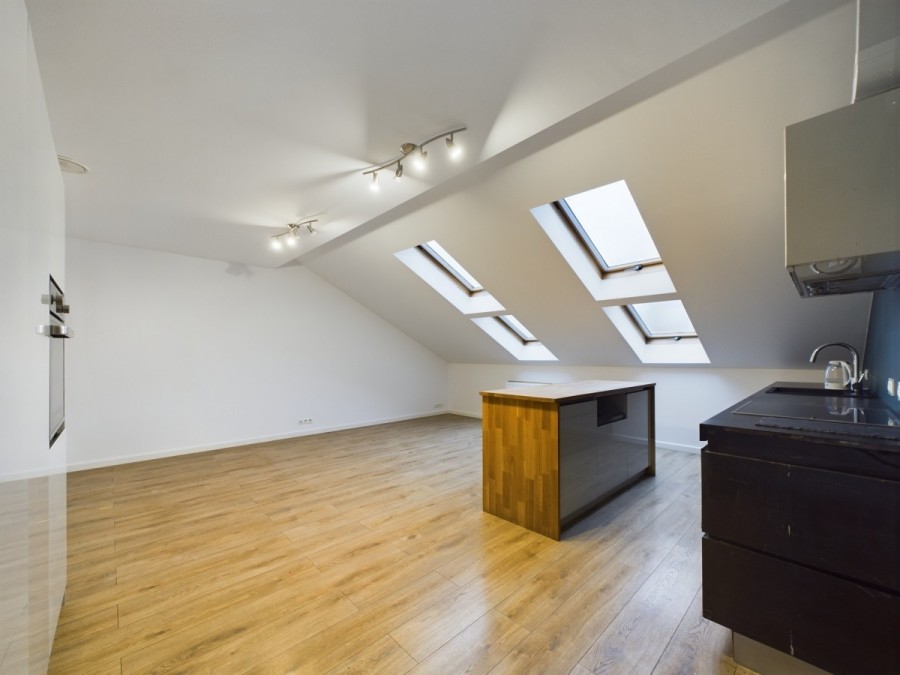 Warszawa, Wilanów Zawady, Syta, Komfortowe na poddaszu 81 m² (110 m2) Syta/Zawady