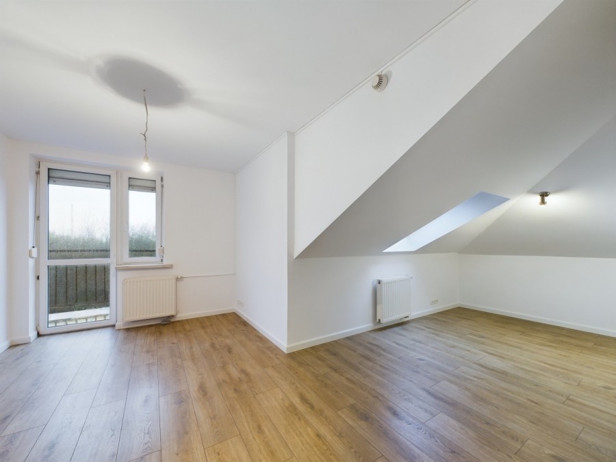 Warszawa, Wilanów Zawady, Syta, Komfortowe na poddaszu 81 m² (110 m2) Syta/Zawady