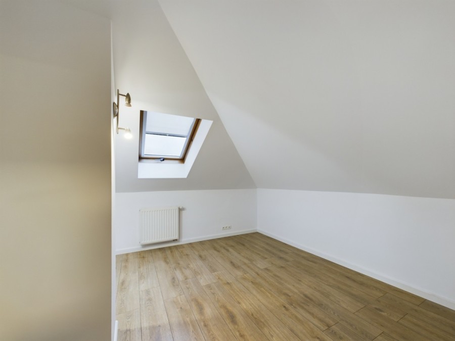 Warszawa, Wilanów Zawady, Syta, Komfortowe na poddaszu 81 m² (110 m2) Syta/Zawady