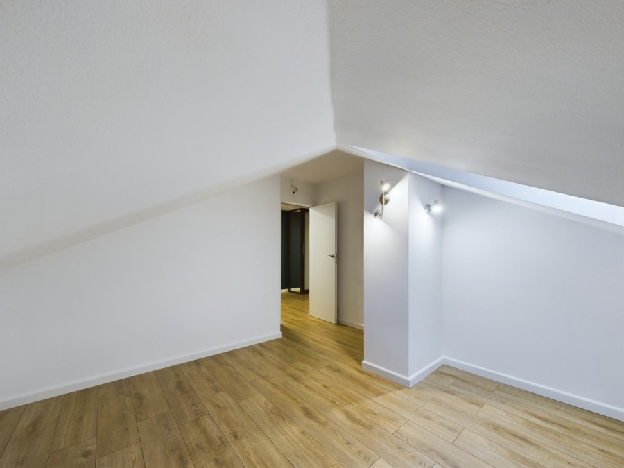 Warszawa, Wilanów Zawady, Syta, Komfortowe na poddaszu 81 m² (110 m2) Syta/Zawady