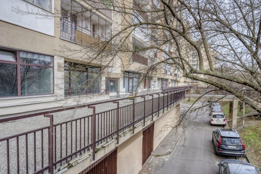 Warszawa, Praga-Północ, Białostocka, Mieszkanie w sąsiedztwie ,, Konesera