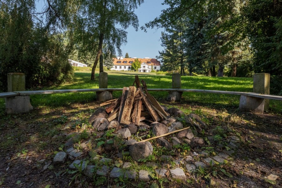 powiat nowodworski, Zakroczym, Dworek Mazowsze. Hotel, klinika, SPA, dom seniora