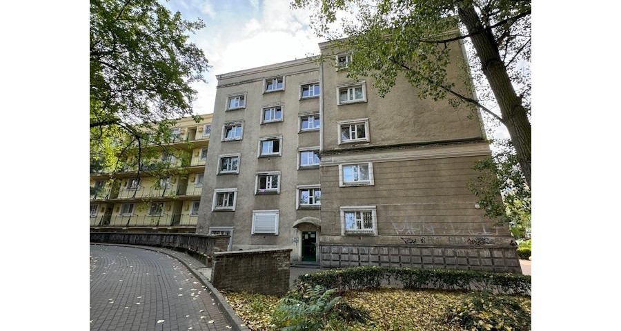 Warszawa, Śródmieście Muranów, Aleja Solidarności, Centrum Arsenał ustawne 2 pok. do remontu