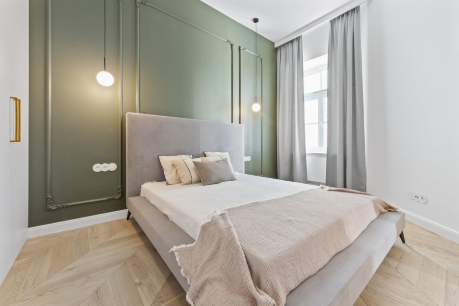 Warszawa, Śródmieście, Piękna, Apartament pod klucz w odrestaurowanej kamienicy
