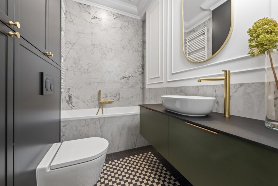 Warszawa, Śródmieście, Piękna, Apartament pod klucz w odrestaurowanej kamienicy