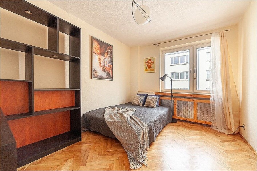 Warszawa, Śródmieście, Hoża, Przestronne 3-pokojowe w samym Centrum