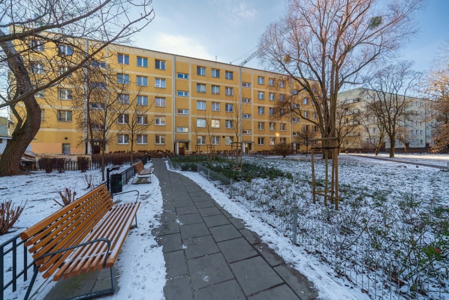 Warszawa, Śródmieście, Mordechaja Anielewicza, Nowe instalacje | Piwnica | Oddzielna kuchnia