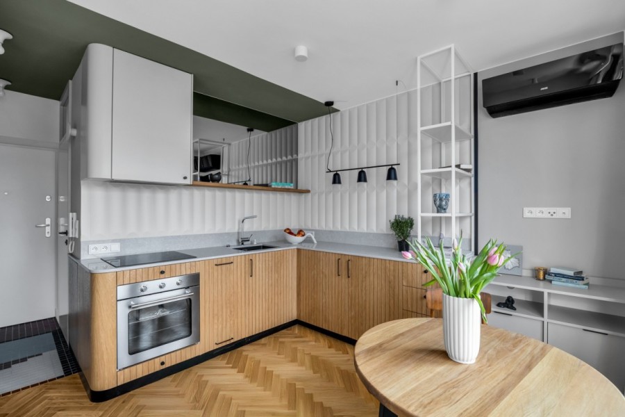 Warszawa, Śródmieście, Kredytowa, Klimatyczne studio w centrum Warszawy | klima
