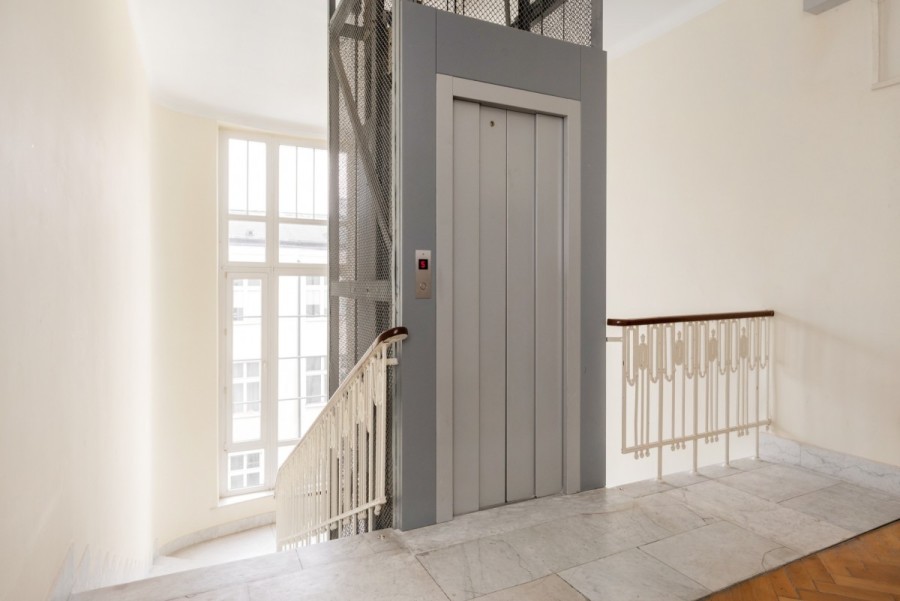Warszawa, Śródmieście Południowe, Hoża, Dwupoziomowy apartament w ścisłym centrum