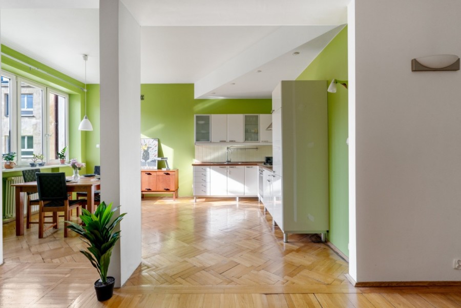 Warszawa, Śródmieście, Wilcza, dwupokojowy apartament w Kamienica Centrum 67m2
