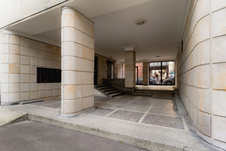 Warszawa, Śródmieście, Wilcza, dwupokojowy apartament w Kamienica Centrum 67m2