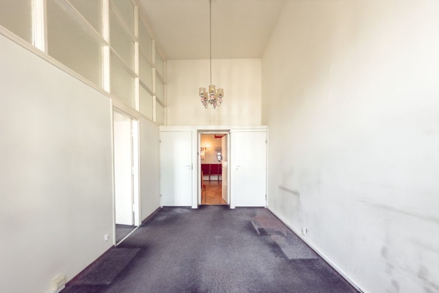 Warszawa, Śródmieście, 33m2 lokal, ul.Foksal - 2 czynsze gratis!