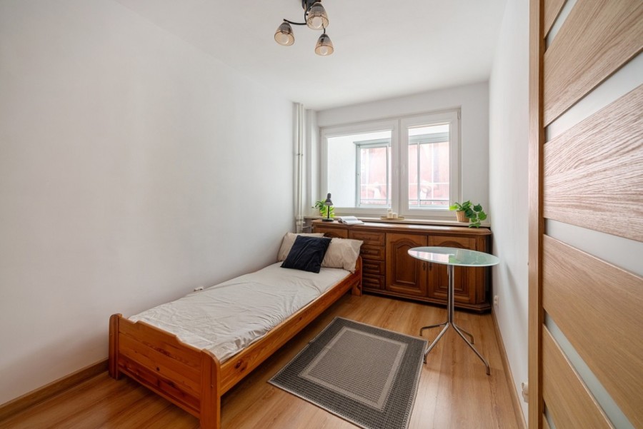 Warszawa, Śródmieście, Złota, 2 pokoje + kuchnia | loggia | centrum