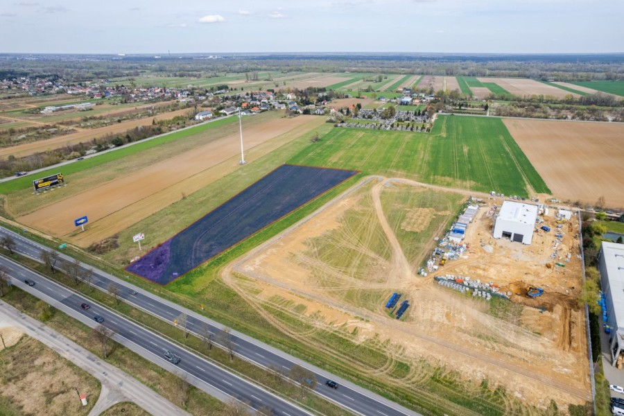 powiat nowodworski, Czosnów, Działka usługowo produkcyjna
