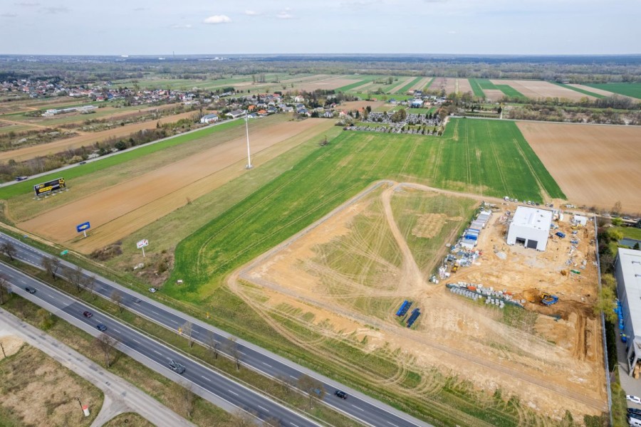 powiat nowodworski, Czosnów, Dobra, Działka usługowo produkcyjna