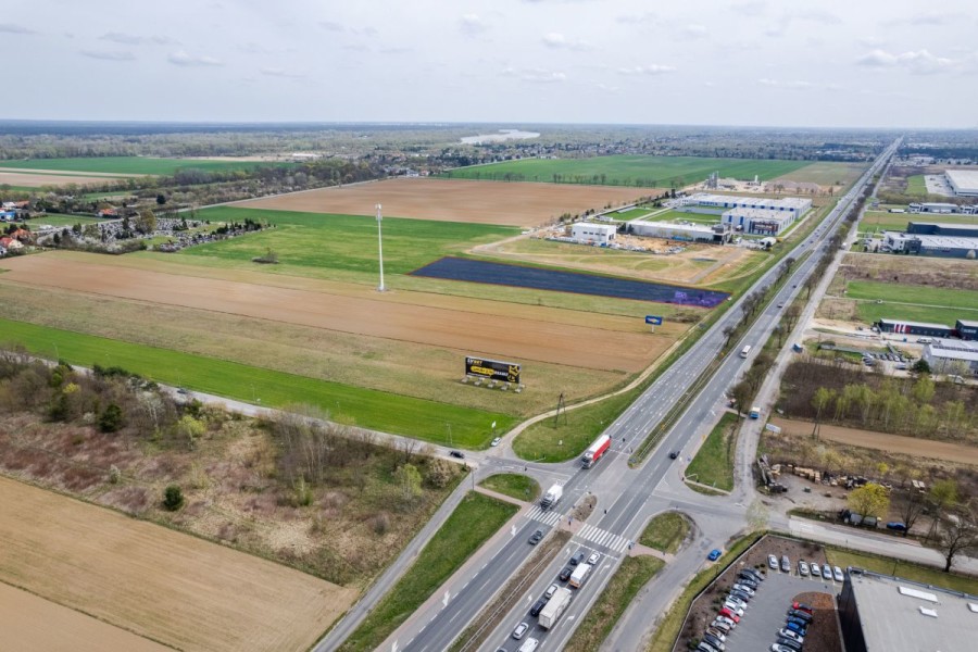 powiat nowodworski, Czosnów, Dobra, Działka usługowo produkcyjna