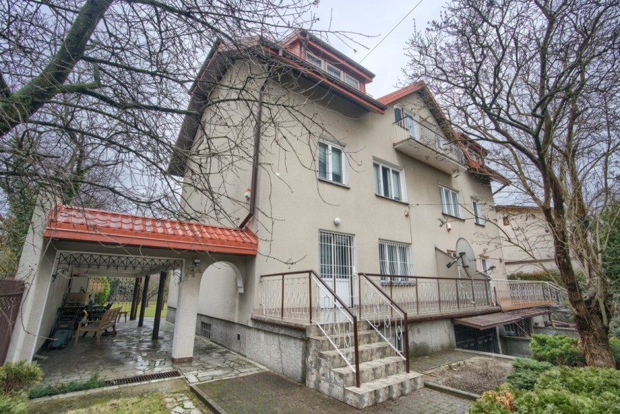 Warszawa, Wilanów, Królewicza Jakuba, Dom – Idealny dla Rodzin i Biznesu