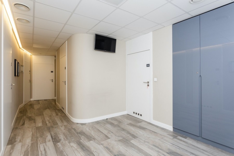 Warszawa, Ursynów, Na Uboczu, Lokal 132m2, z umową najmu, Ursynów Natolin