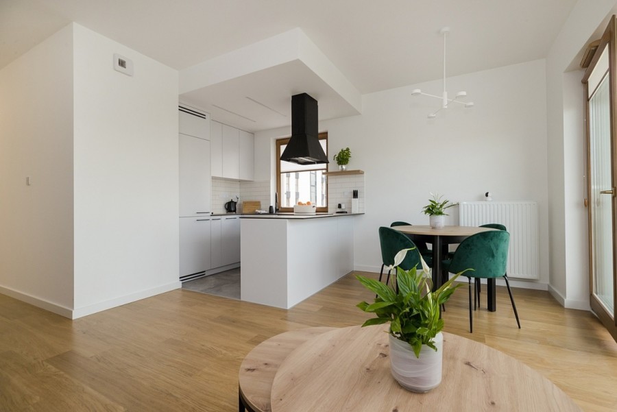 Warszawa, Włochy, Wschodu Słońca, Apartament 4 pokoje, klimatyzacja, balkon