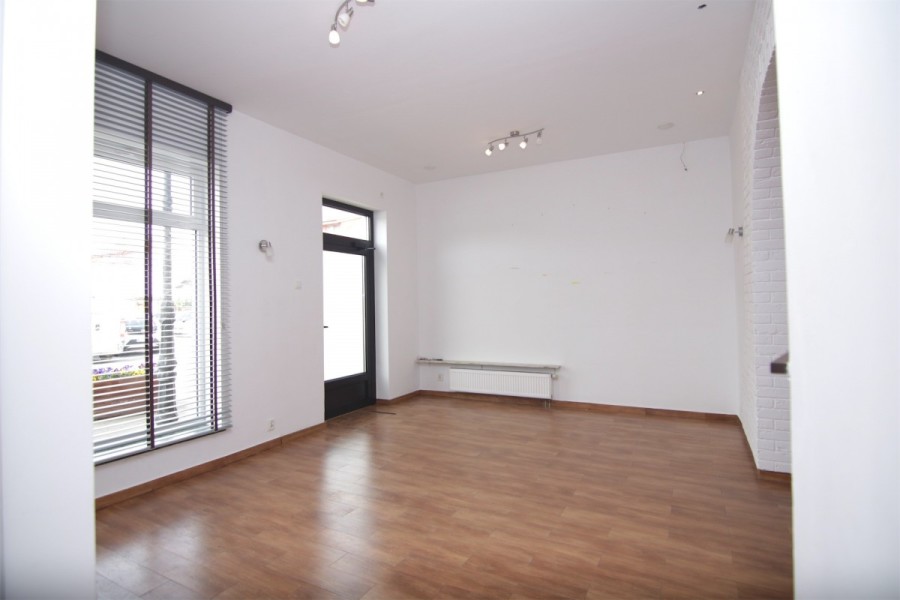 powiat legionowski, Serock, Rynek, Lokal usługowy 95 m² w samym sercu Serocka – Rynek
