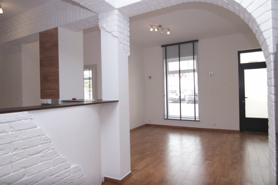 powiat legionowski, Serock, Rynek, Lokal usługowy 95 m² w samym sercu Serocka – Rynek
