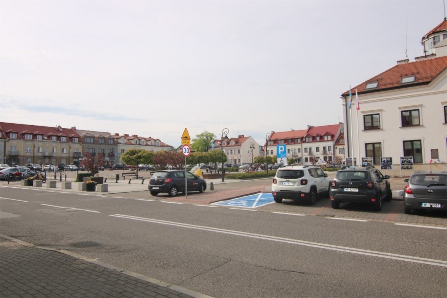 powiat legionowski, Serock, Rynek, Lokal usługowy 95 m² w samym sercu Serocka – Rynek