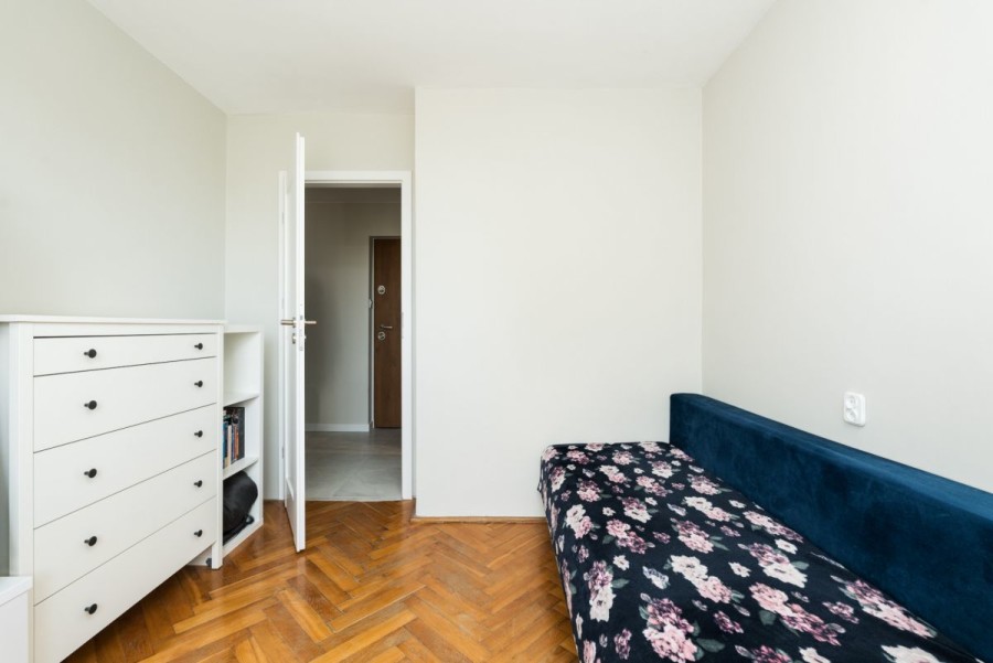 Warszawa, Praga-Południe, Makowska, 2 pokoje częściowy remont