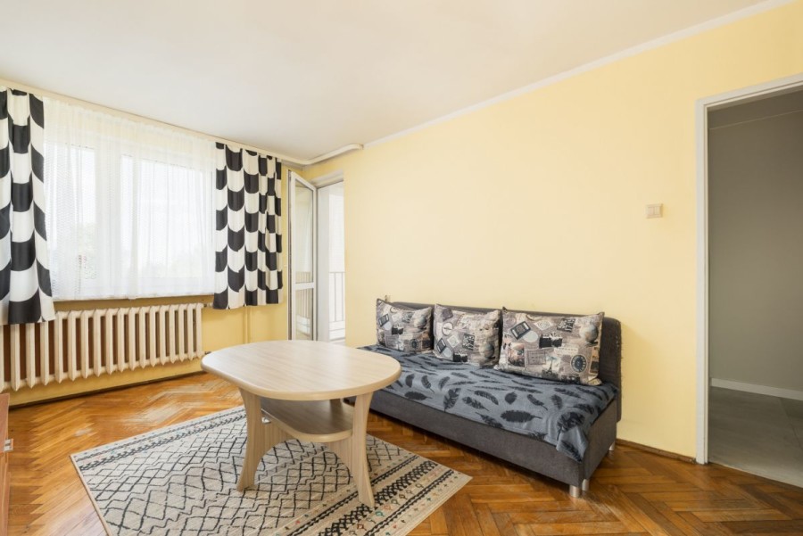 Warszawa, Praga-Południe, Makowska, 2 pokoje częściowy remont