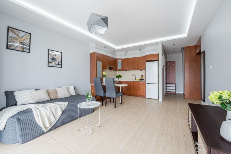 Warszawa, Targówek, Przytulna kawalerka z pięknym balkonem 10,01 m2