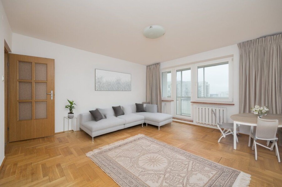 Warszawa, Ursynów, Metro Parking Oddzielna kuchnia Duży balkon