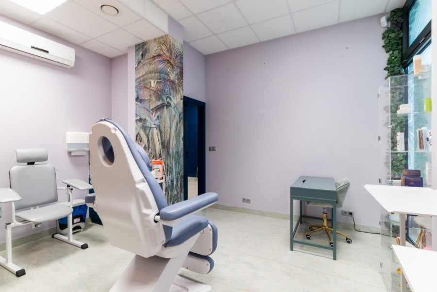 Warszawa, Ursynów, Wilhelma Konrada Roentgena, SZPITAL JEDNODNIOWY przy Centrum Onkologii