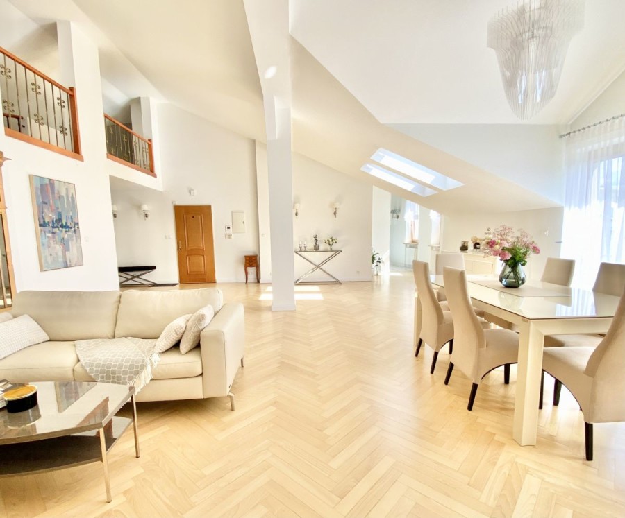 Warszawa, Ursynów, Przestronny apartament w wysokim standardzie