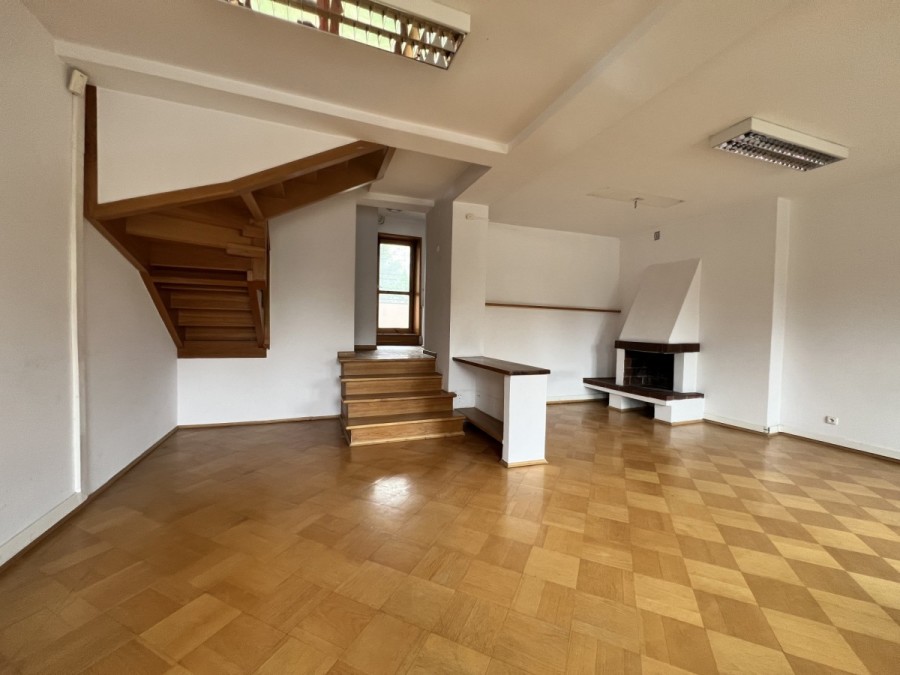 Warszawa, Mokotów, 5 pokojowy apartament dwupoziomowy,121m2 Sadyba