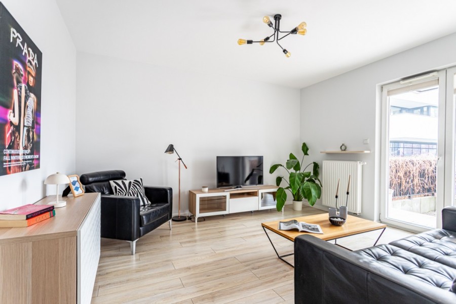 Warszawa, Żoliborz, Dwupokojowy apartament z ogródkiem na Żoliborzu