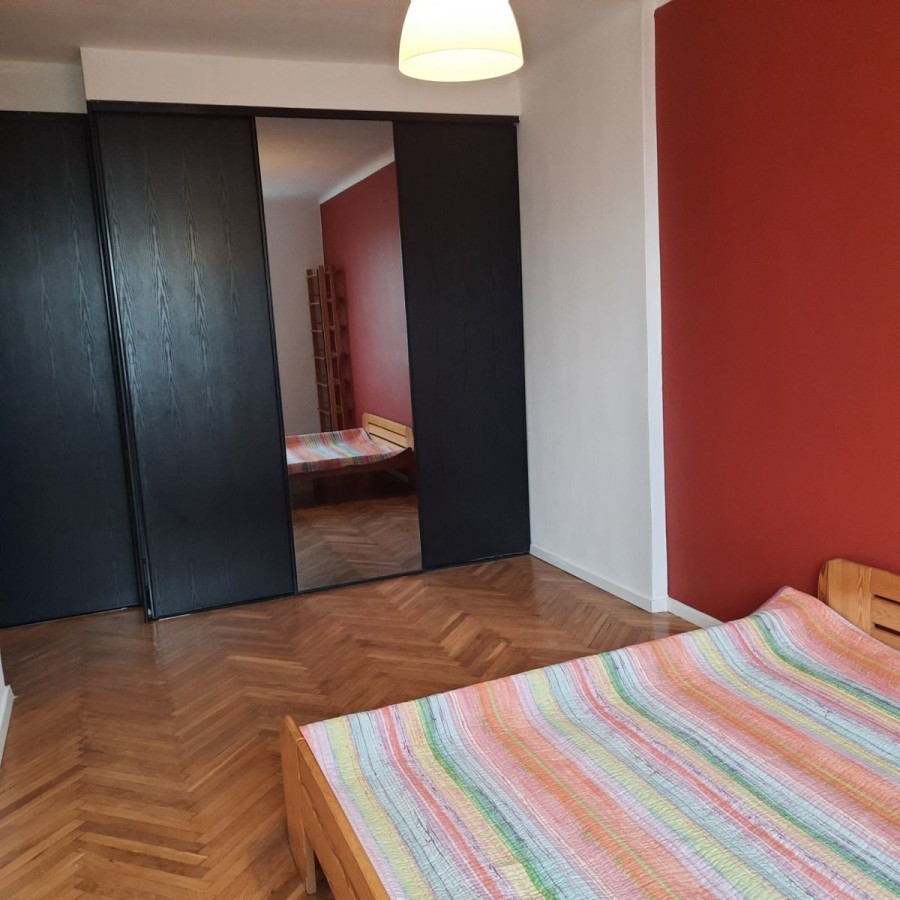 Warszawa, Śródmieście, Aleja Solidarności, 3 pokojowe mieszkanie przy Al. Solidarności