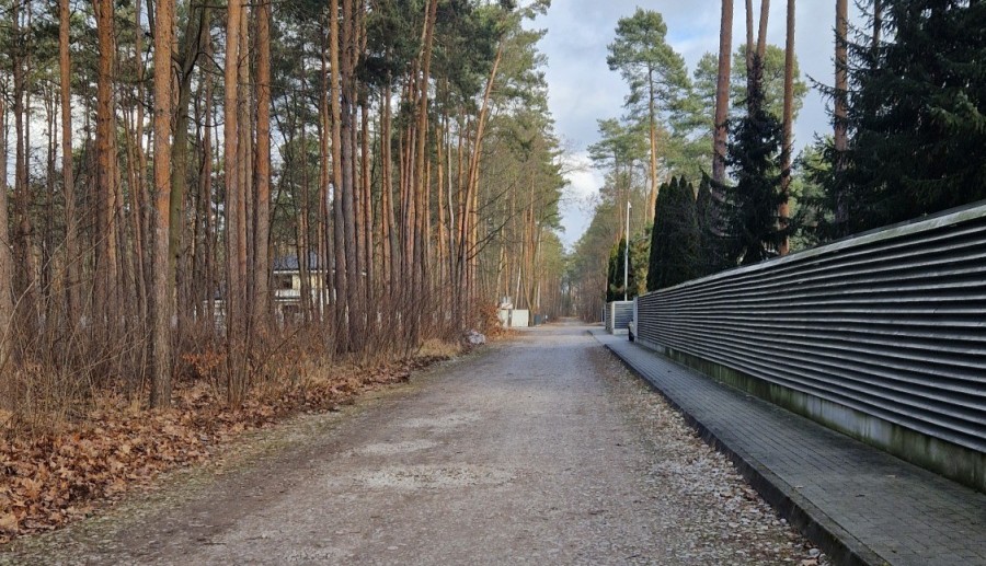 Łomianki, Dąbrowa Leśna, Działka budowlana w Łomiankach. Otulinia Kampinosu
