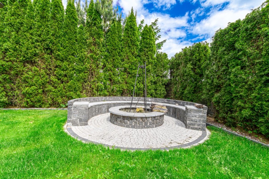 powiat wołomiński, Słupno, Nowoczesny dom z basenem i jacuzzi