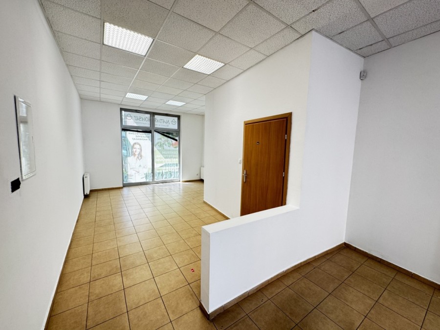 powiat nowodworski, Nowy Dwór Mazowiecki, Bohaterów Modlina, Lokal usługowo-handlowy w centrum NDM