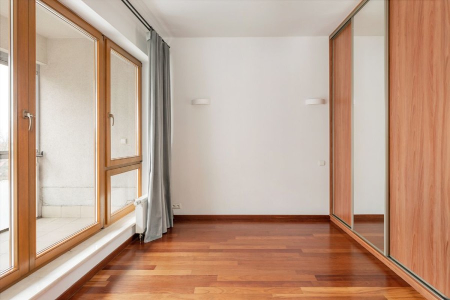 Warszawa, Mokotów Sielce, Jana Iii Sobieskiego, 6 pokoi | 60 m2 taras | 2 miejsca postojowe