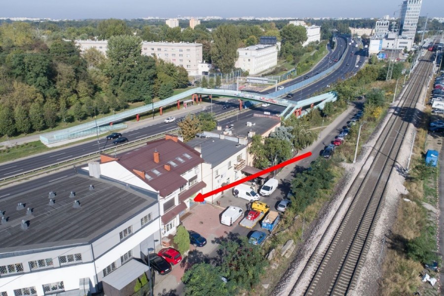 Warszawa, Wola Młynów, Budynek komercyjny Warszawa Wola