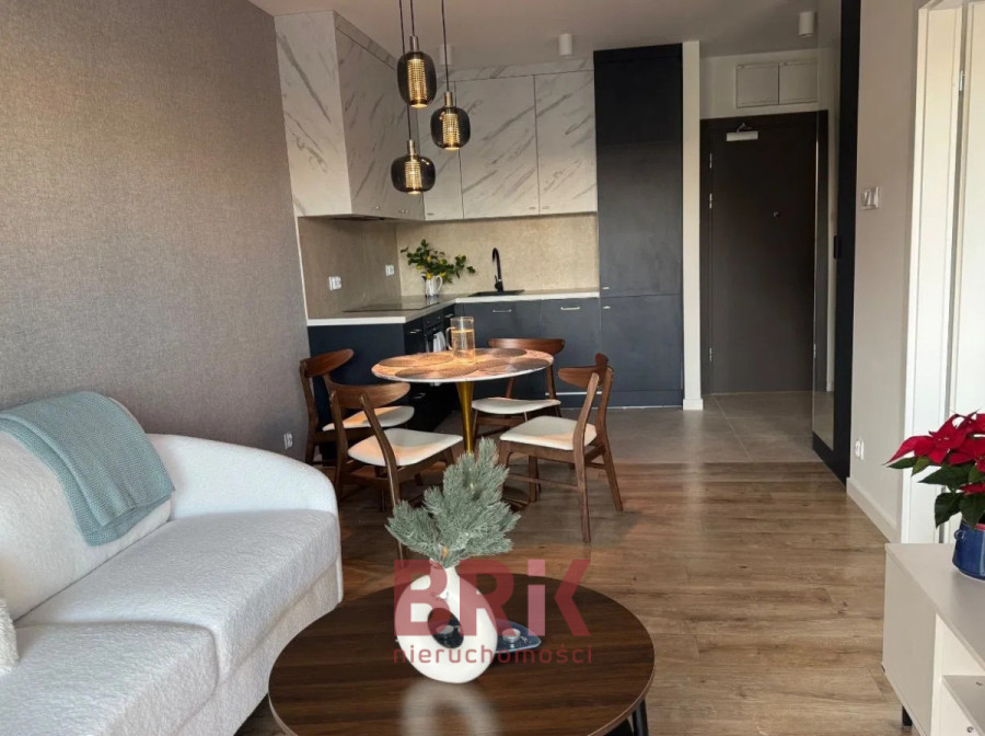 powiat kołobrzeski, Kołobrzeg, Hugo Kołłątaja, Pięknie urządzone mieszkanie blisko morza