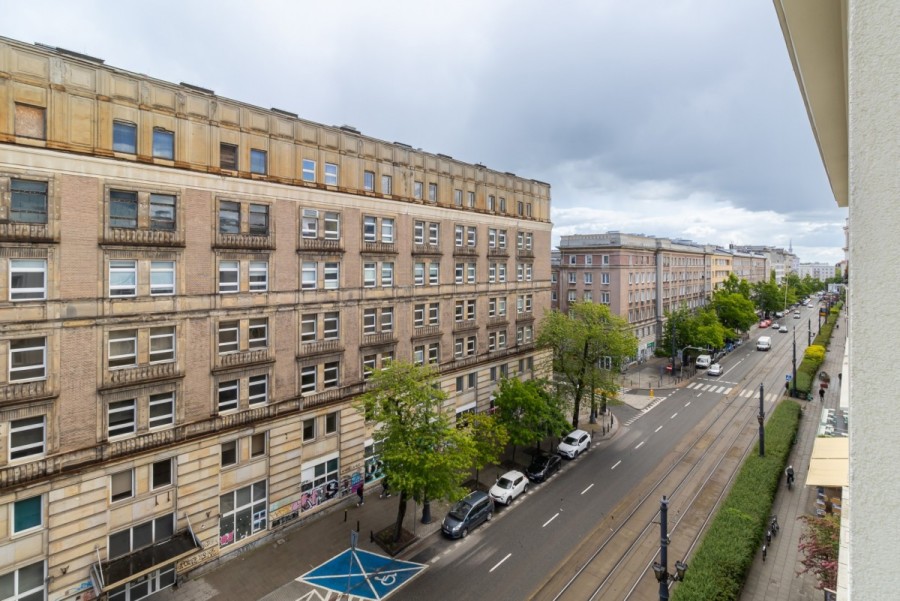 Warszawa, Śródmieście, Marszałkowska, Dwupokojowe mieszkanie do sprzedania w Centrum